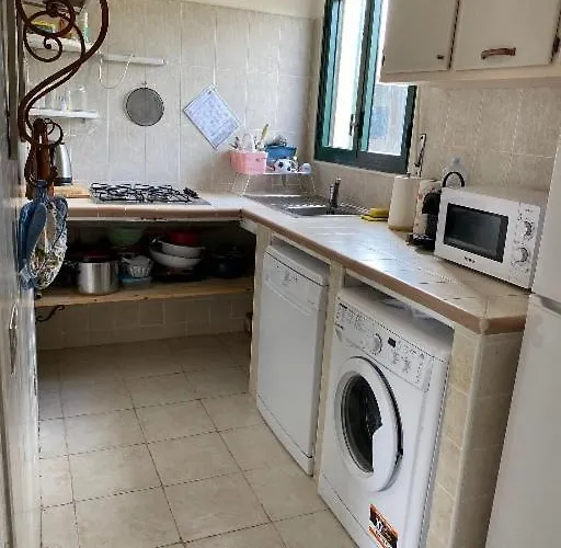 Pili Estate Dependanc - *