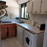 Pili Estate Dependanc - *