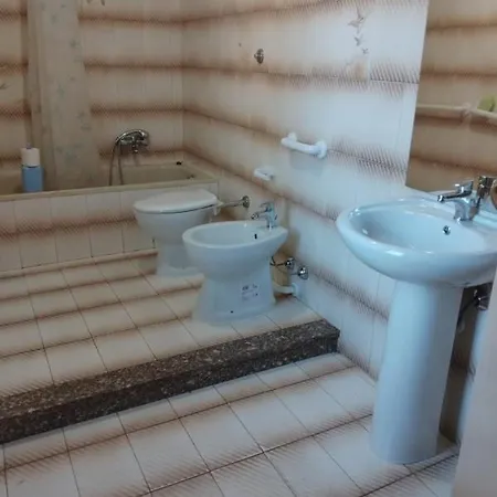 Pili Estate Dependanc - Prázdninový dům Uta