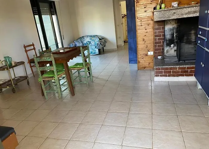 Pili Estate Dependanc -